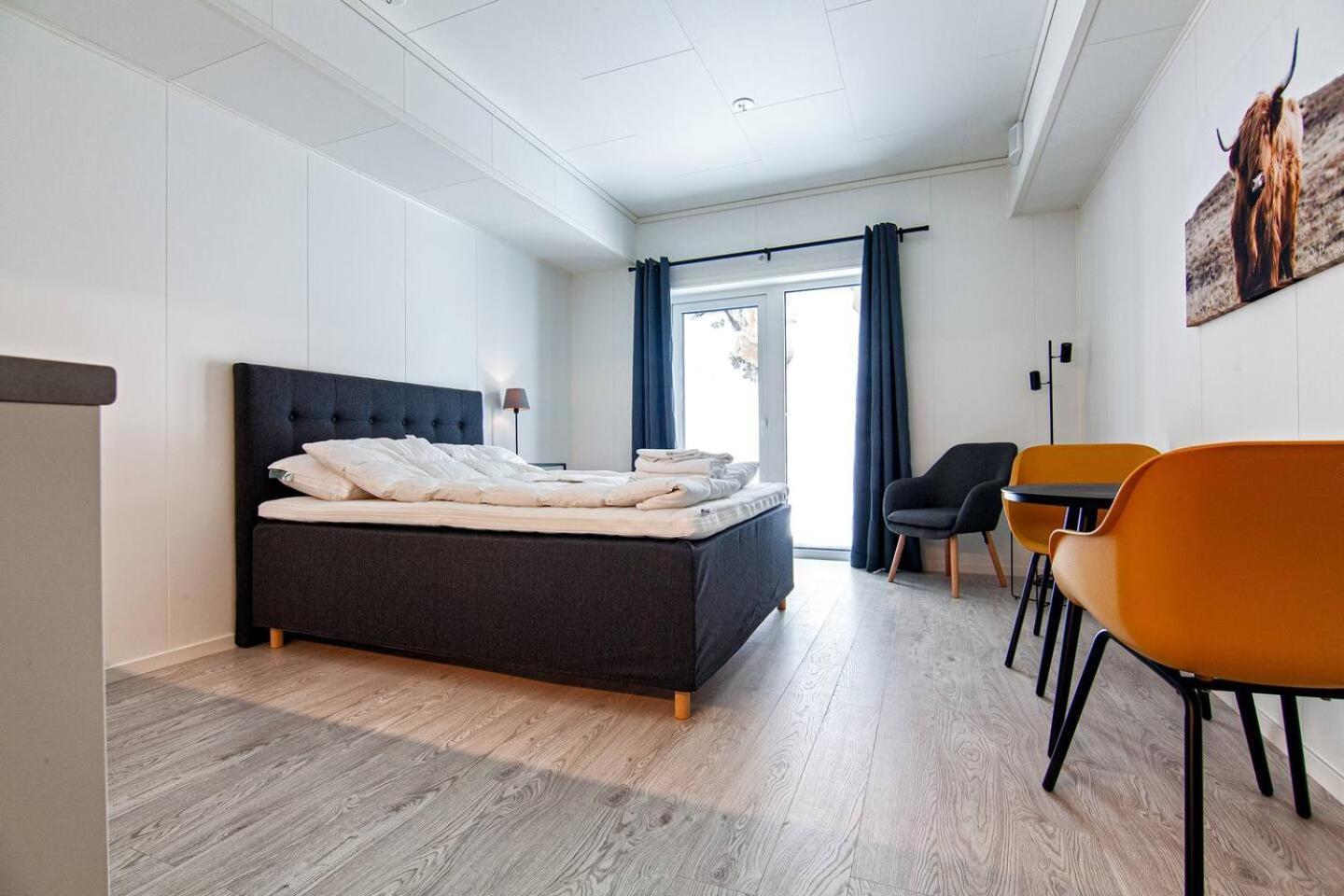 Lovely Serviced Studio Apartment In Lofoten! Svolvær Eksteriør bilde
